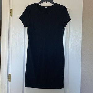 Black t shirt dress